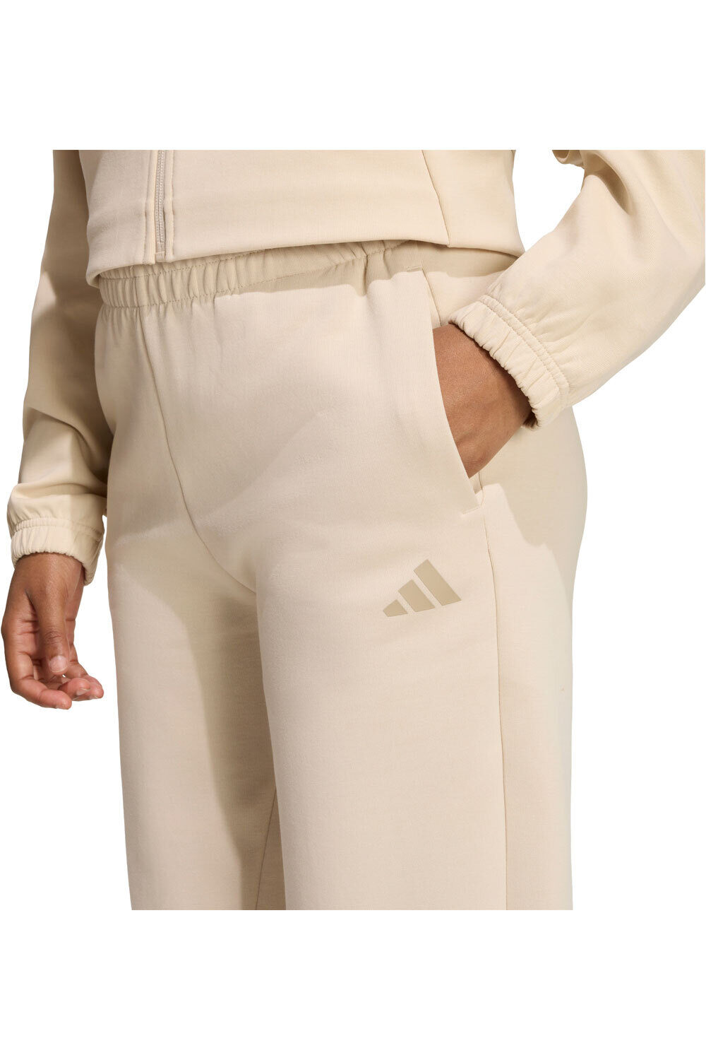 adidas pantalón mujer FUTURE ICONS SMALL LOGO 03