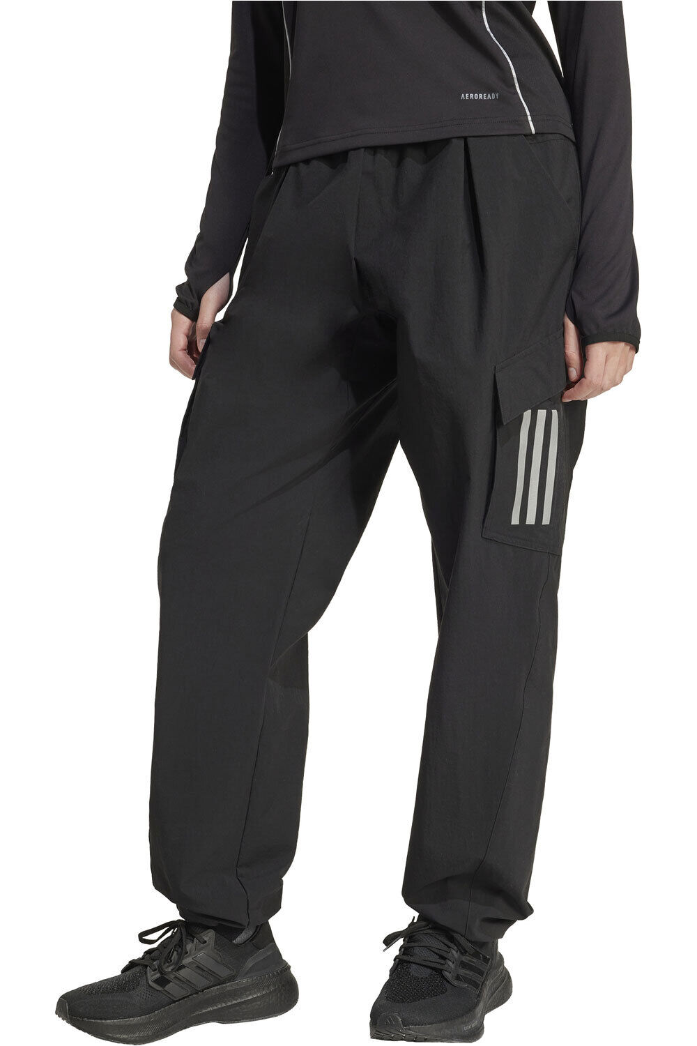 adidas pantalón mujer MERCEDES F1 TEAM MECHANICS vista frontal