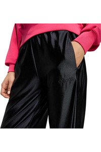 adidas pantalón mujer Pantaln de raso Seasonal Essentials vista detalle