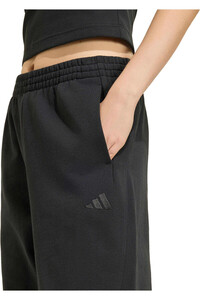 adidas pantalón mujer PANTALN KIT SMALL LOGO CUFFED vista detalle
