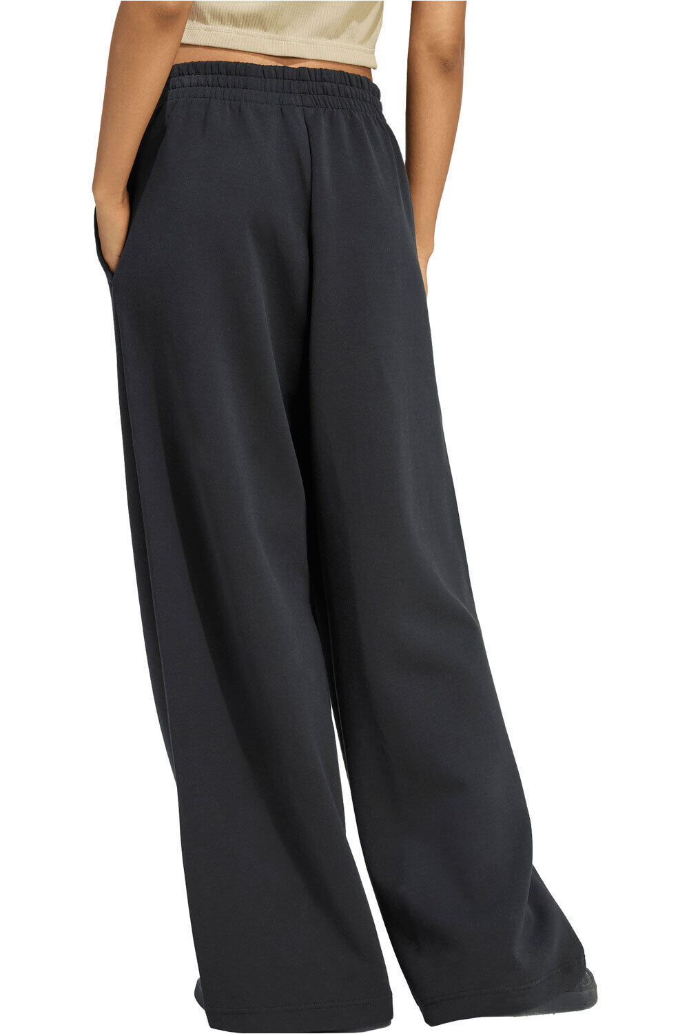 adidas pantalón mujer SOFT LUX vista trasera