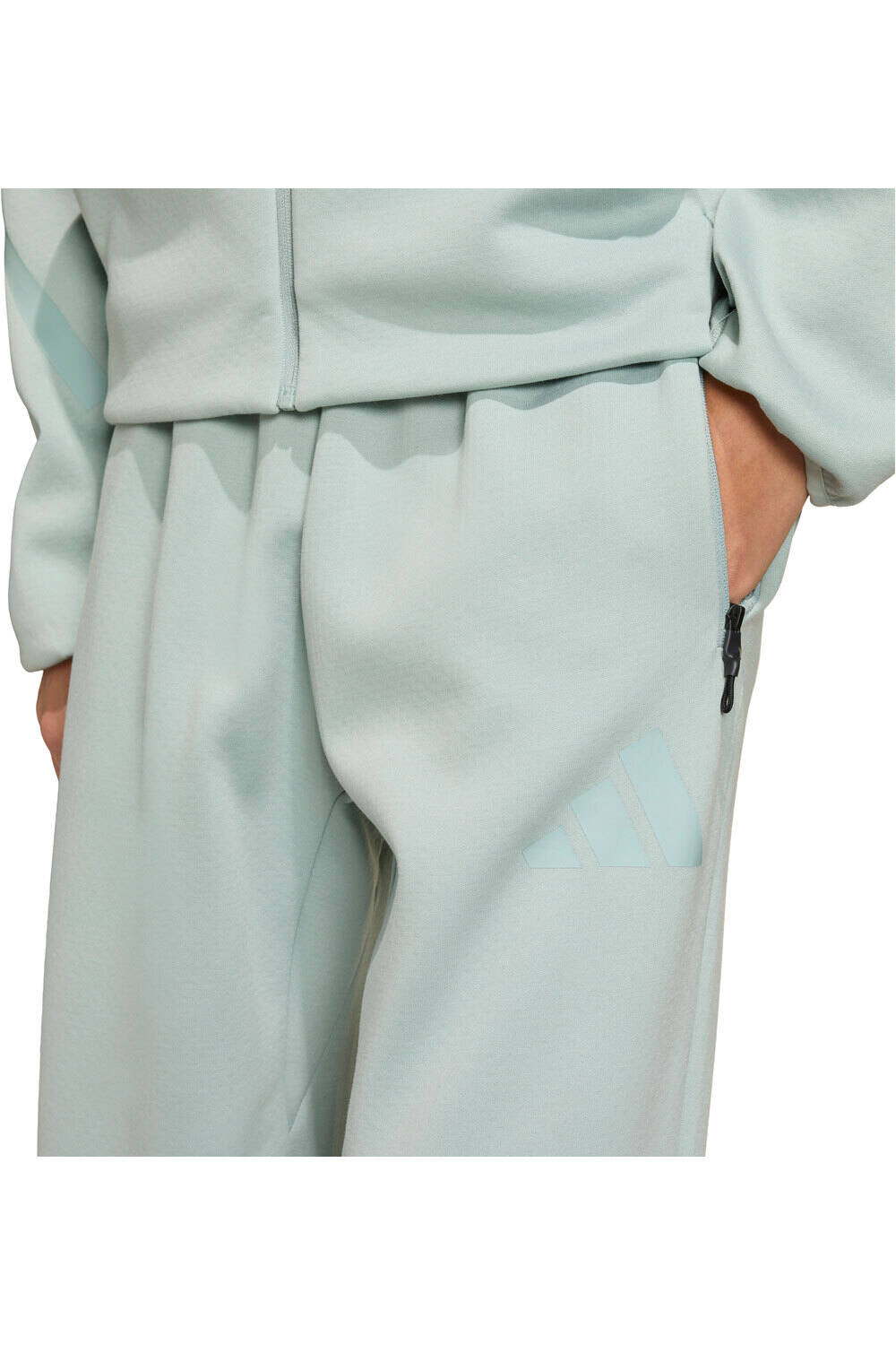 adidas pantalón niña ADIDAS Z.N.E. TAPERED-LEG vista detalle