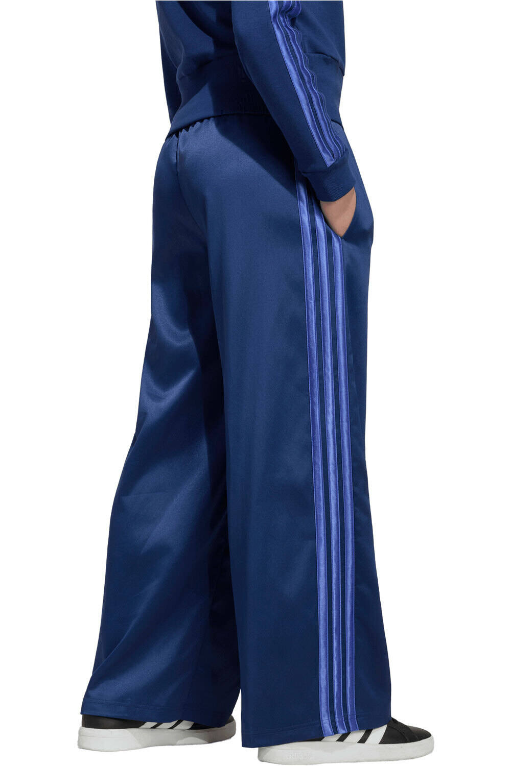 adidas pantalón niña PANTALN DE RASO WIDE LEG vista trasera