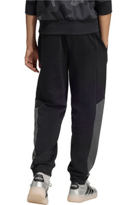 adidas pantalón niño BLOQUES DE COLORES vista trasera