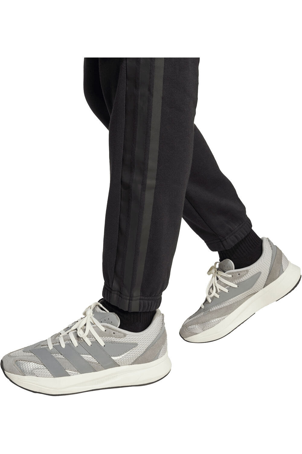 adidas pantalón niño PANTALN FELPA ESTILO CARGO UTILITY vista detalle