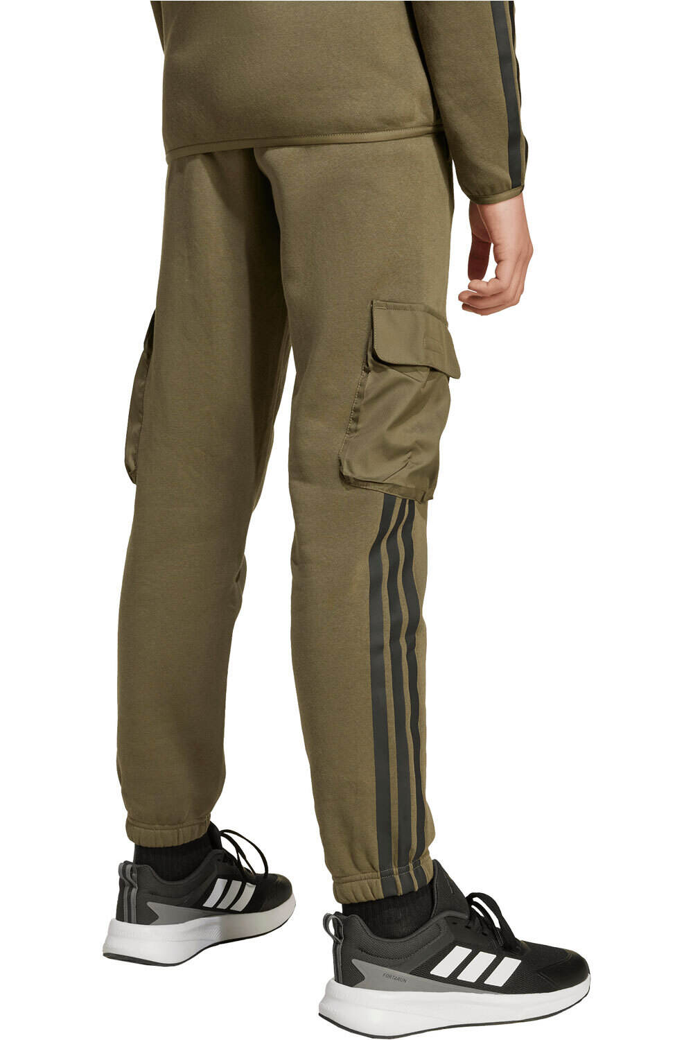 adidas pantalón niño PANTALN FELPA ESTILO CARGO UTILITY vista trasera