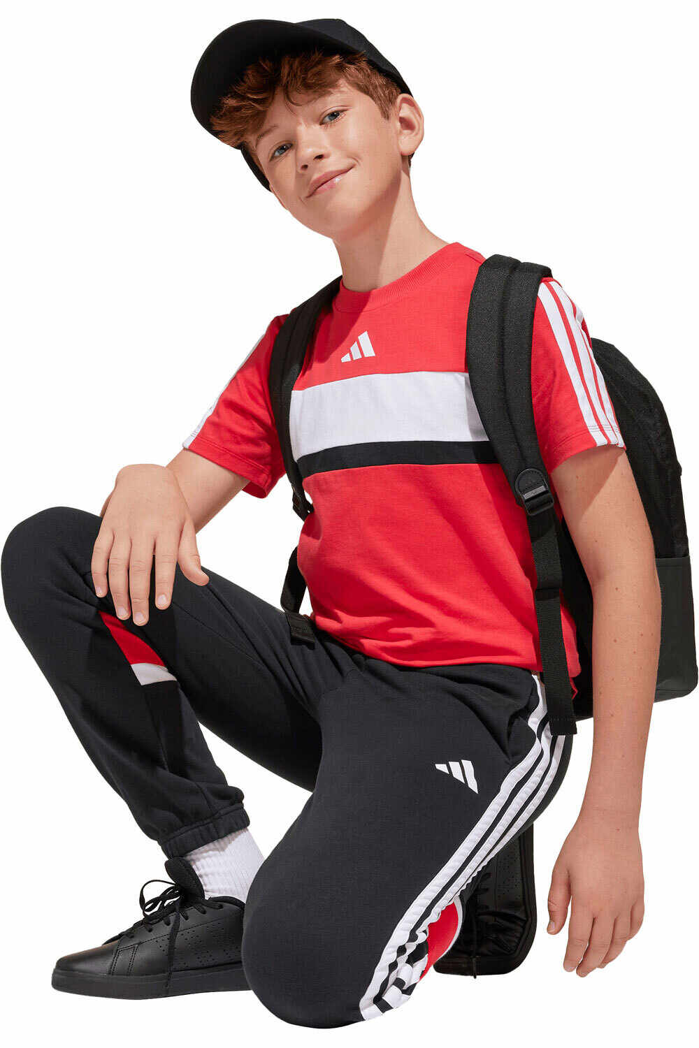 adidas pantalón niño SEASONAL ESSENTIALS TIBERIO vista detalle