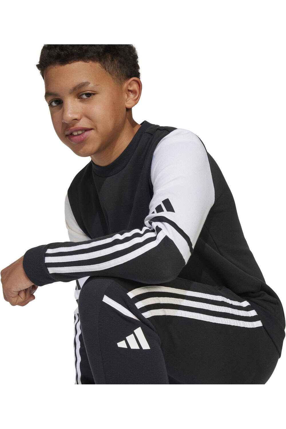 adidas pantalón niño SQ25 SW PNT Y 03