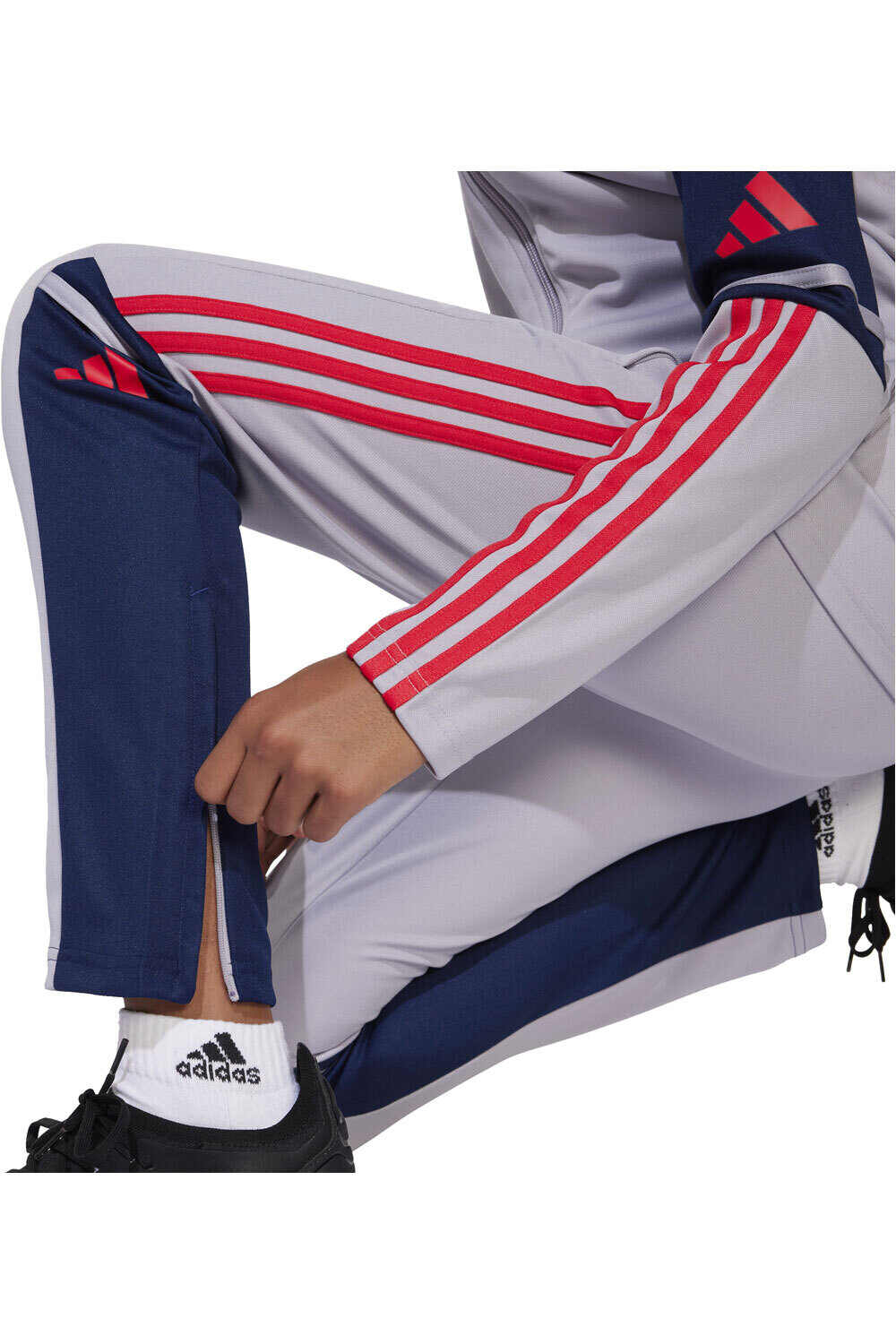 adidas pantalón niño SQ25 TR PNT Y 03