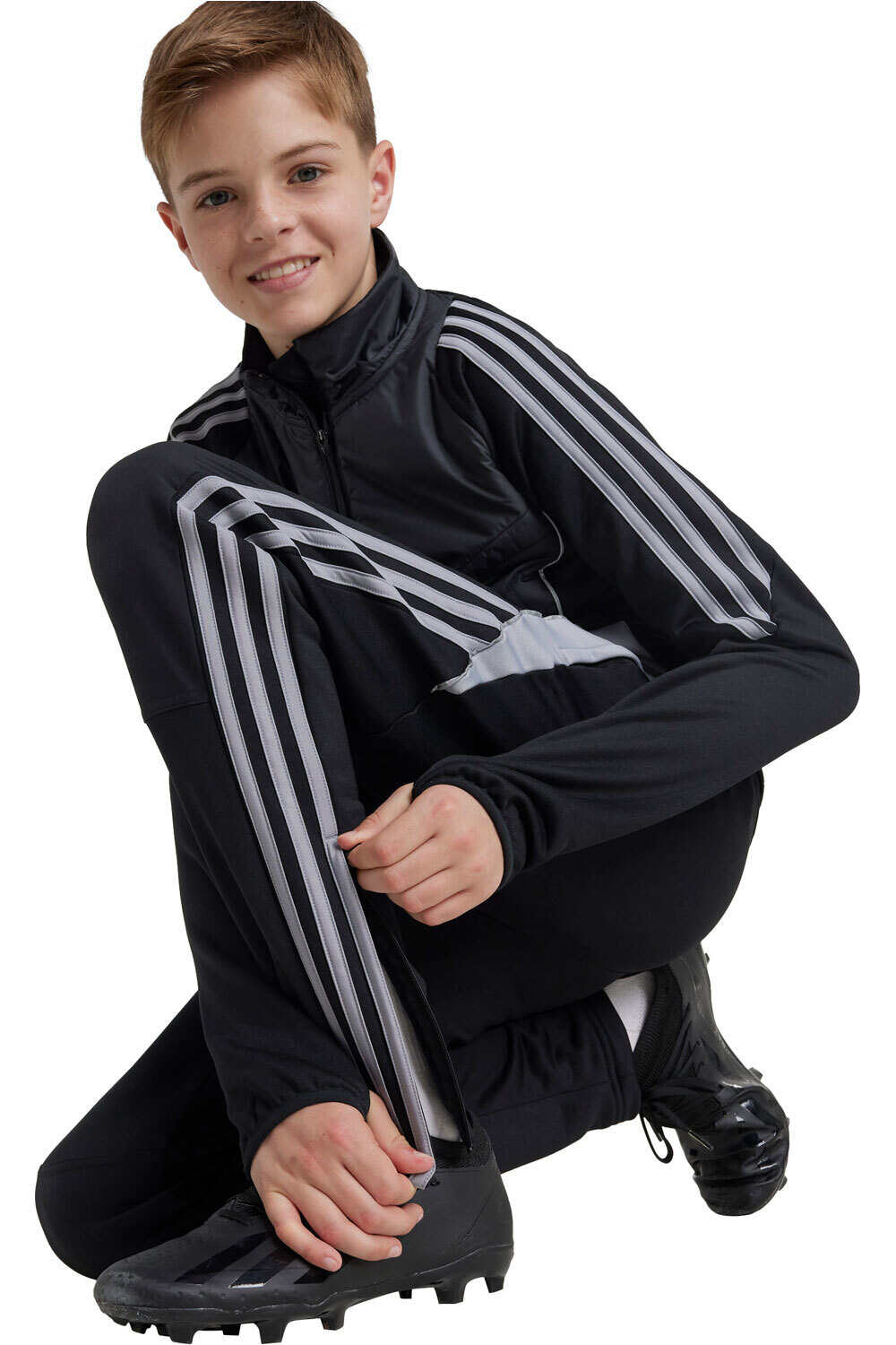 adidas pantalón niño TIRO24 WINPTY 04