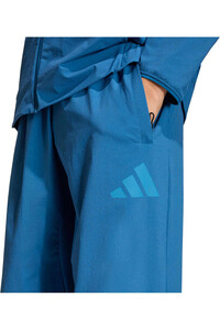 adidas pantalón niño Z.N.E. WOVEN TRAVEL vista detalle