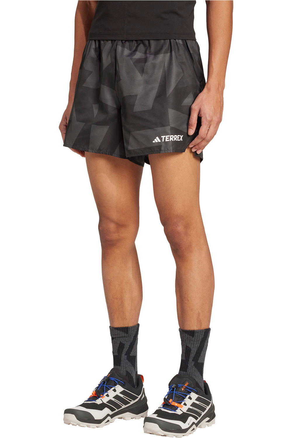 adidas pantalón running hombre MT LIGHT SH AOP vista frontal