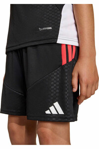 adidas pantalones cortos futbol niño ENTRENAMIENTO TIRO 26 COMPETITION vista detalle