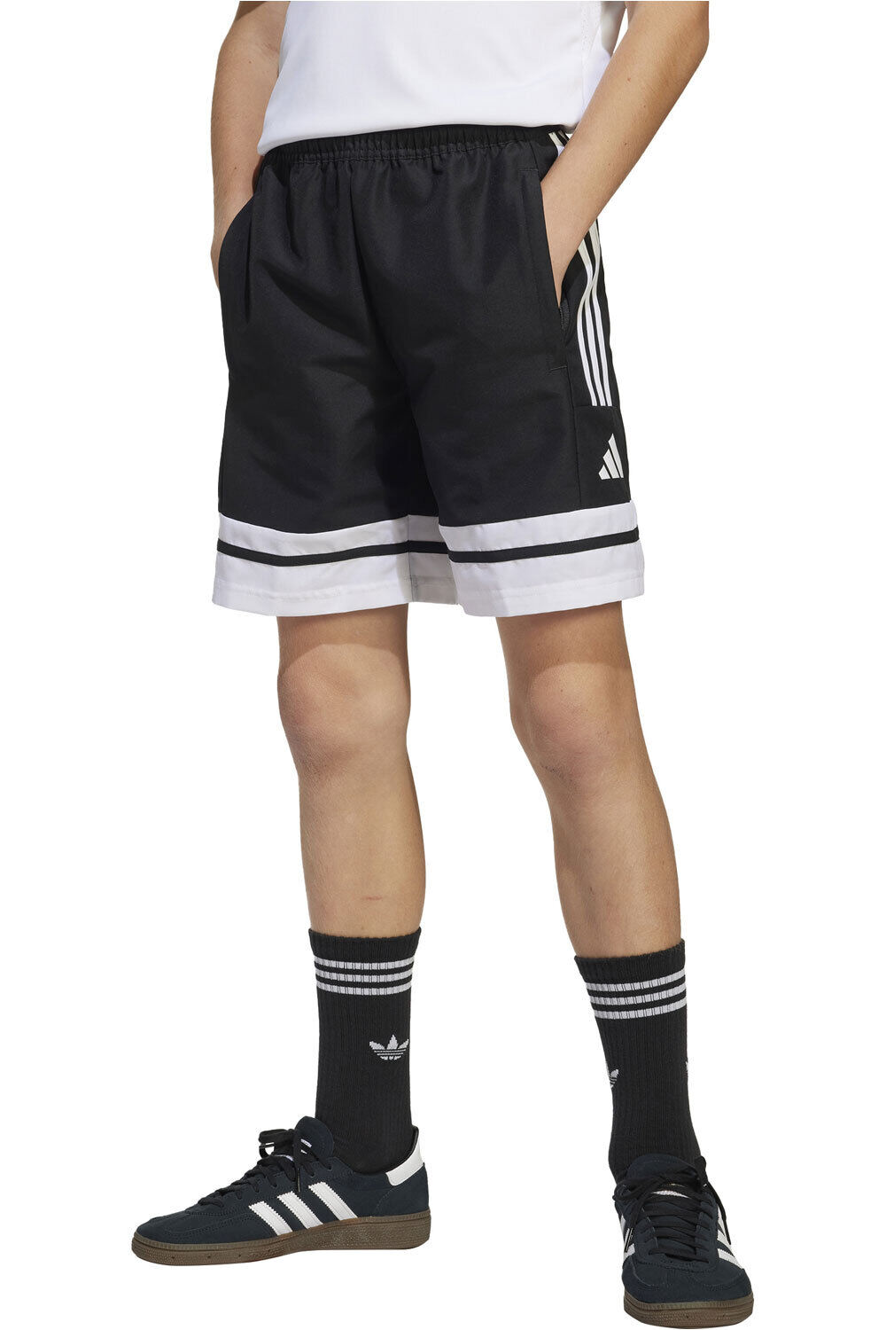 adidas pantalones cortos futbol niño SQ25 DT SHOY vista frontal