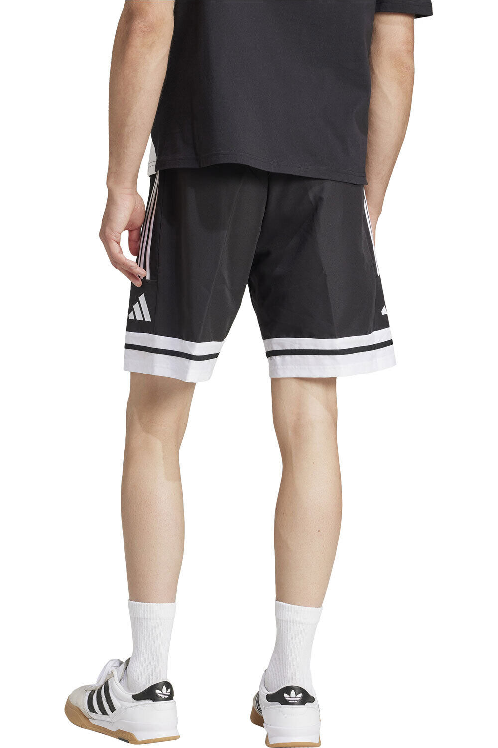 adidas pantalones cortos futbol SQ25 DT SHO vista trasera