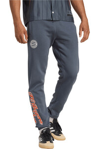 adidas pantalones futbol B.MUNICH 26 US PNT vista detalle