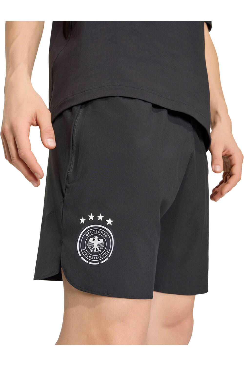 adidas pantalones fútbol oficiales ALEMANIA 26 TT SHO vista detalle