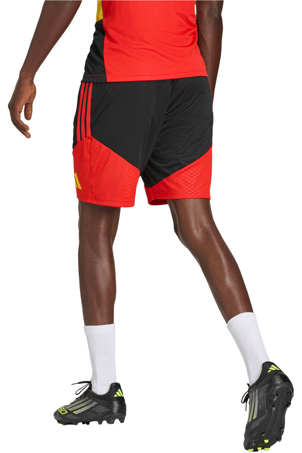 adidas pantalones fútbol oficiales ENTRENAMIENTO BLGICA 26 TIRO vista trasera