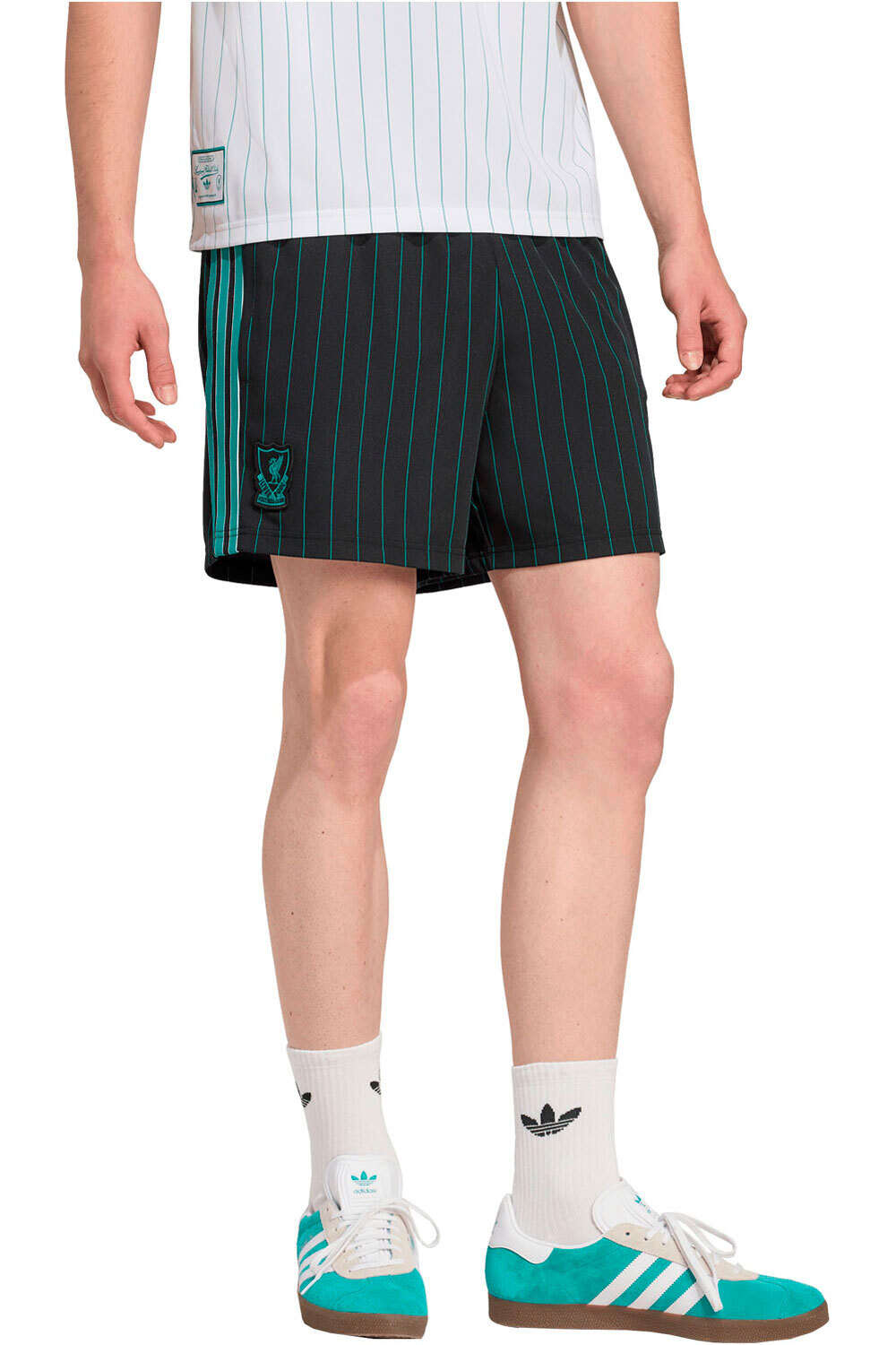 adidas pantalones fútbol oficiales LIVERPOOL 26 ICON SHO vista frontal