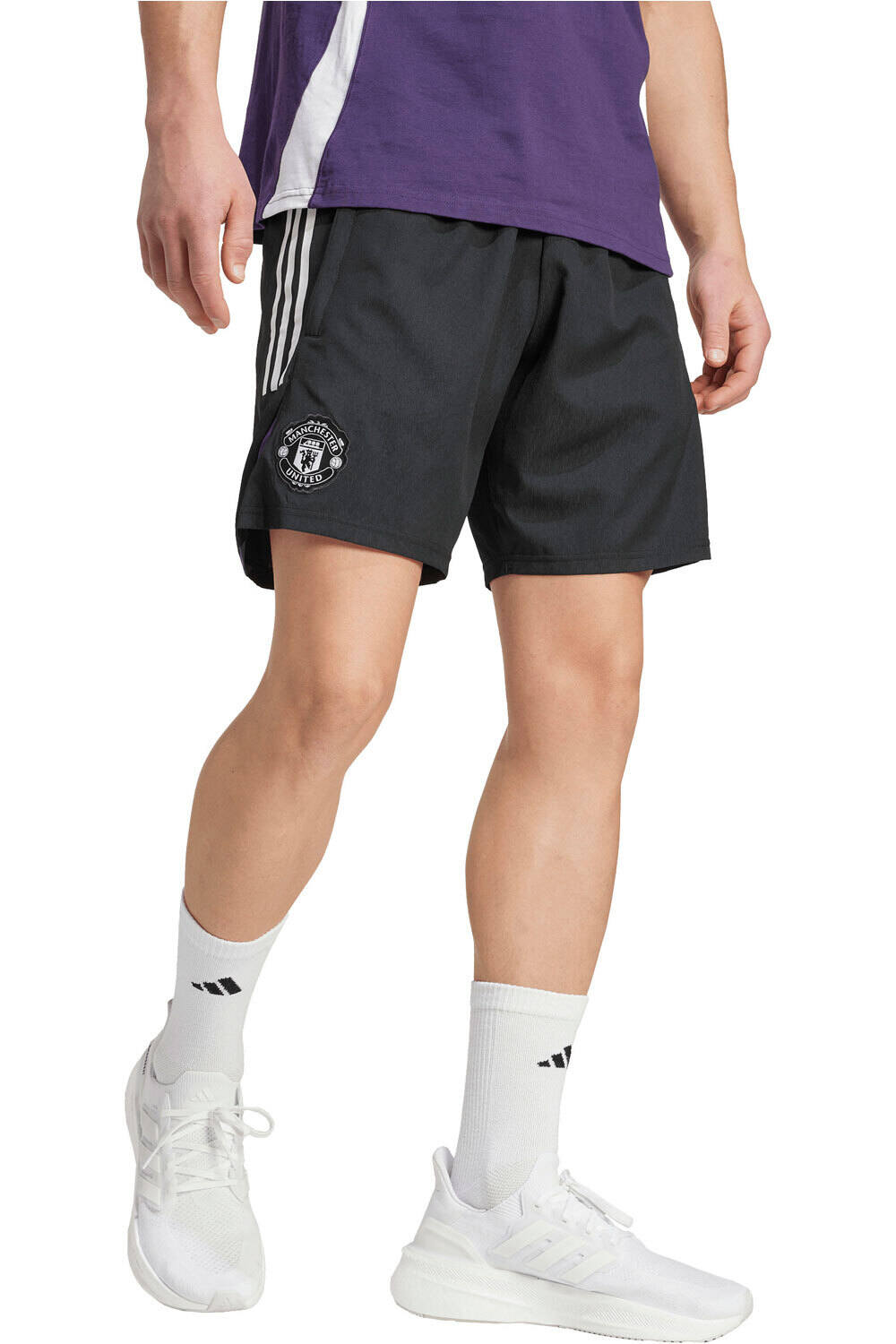 adidas pantalones fútbol oficiales M.UNITED 26 DT SHO vista detalle