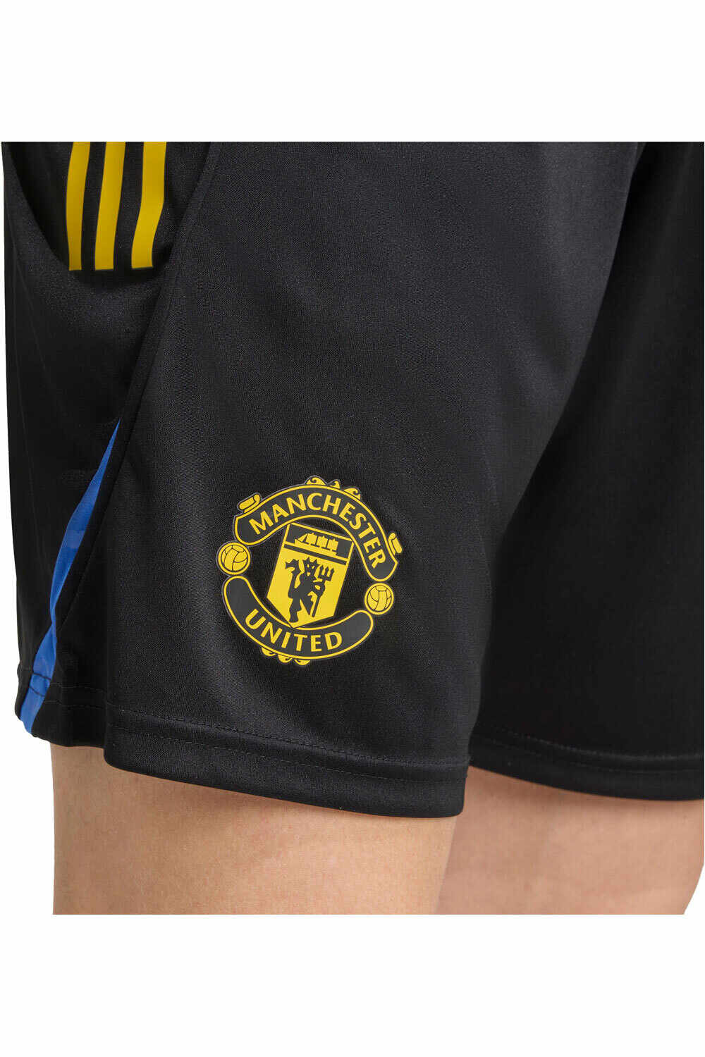 adidas pantalones fútbol oficiales M.UNITED 26 EU TR SHO 04