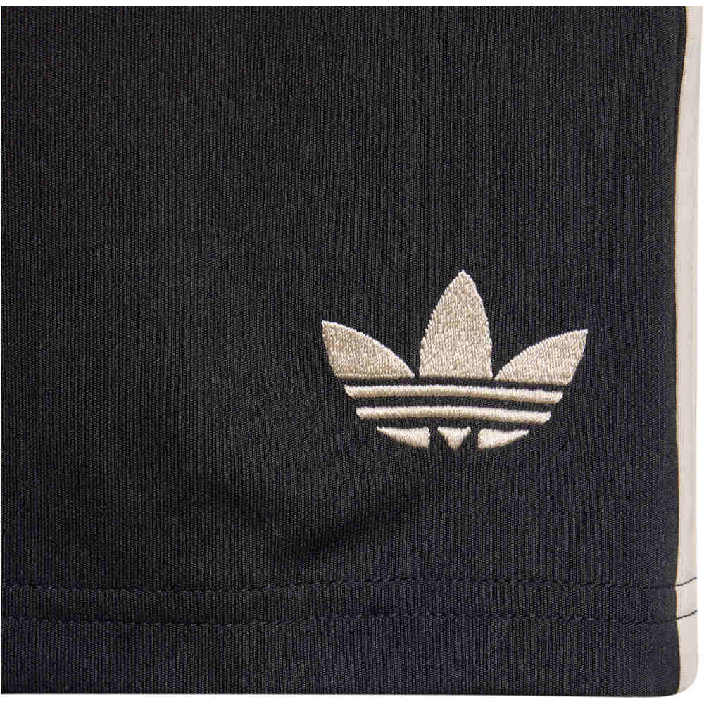 adidas pantalones fútbol oficiales niño B.MUNICH 26 3 SHO Y vista detalle