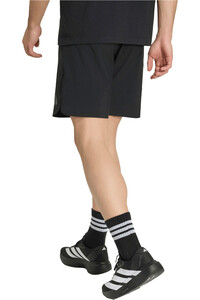 adidas pantalones fútbol oficiales REAL MADRID TIRO TRAVEL SHORT vista trasera