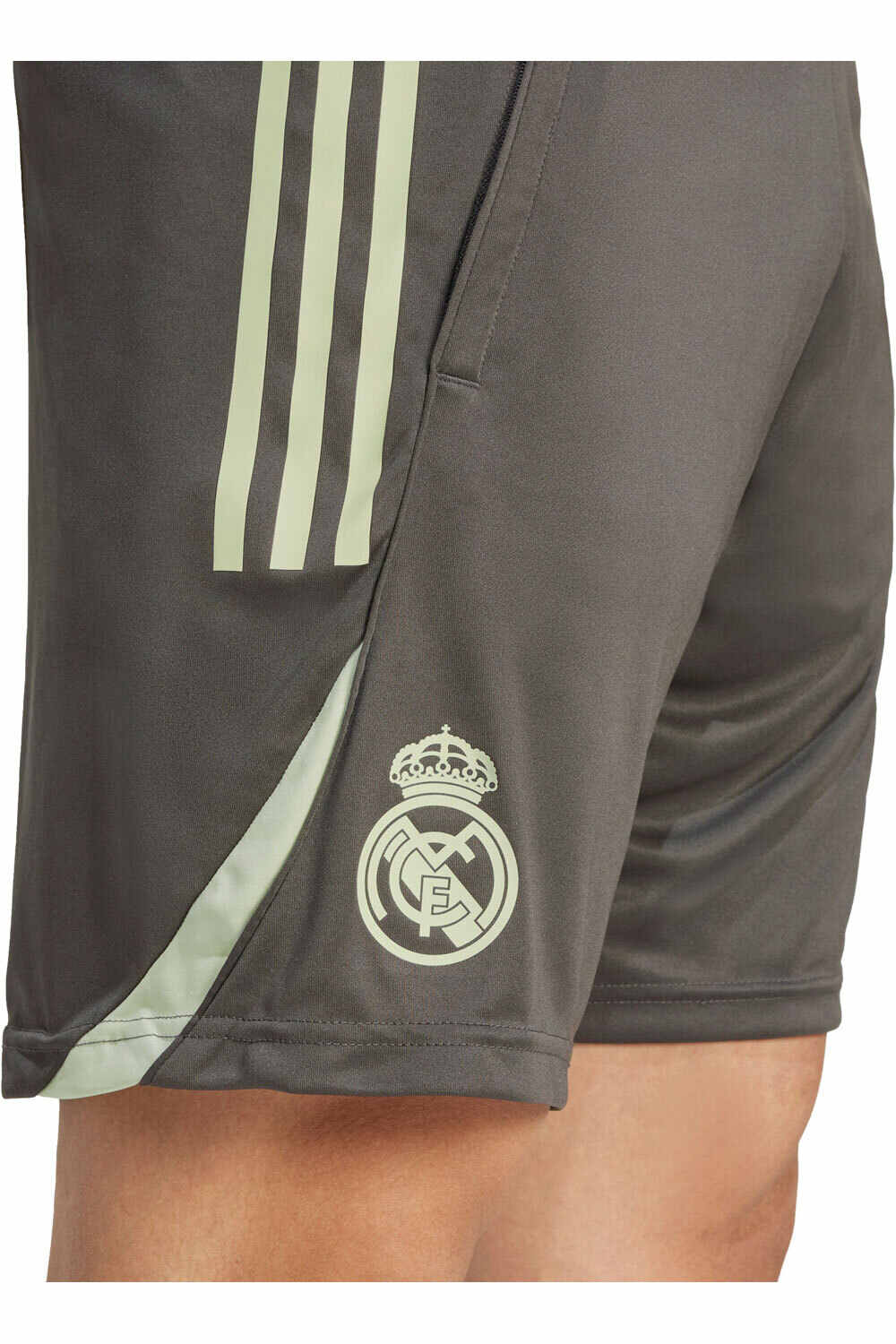 adidas pantalones fútbol oficiales R.MADRID 26 TR SHO 03