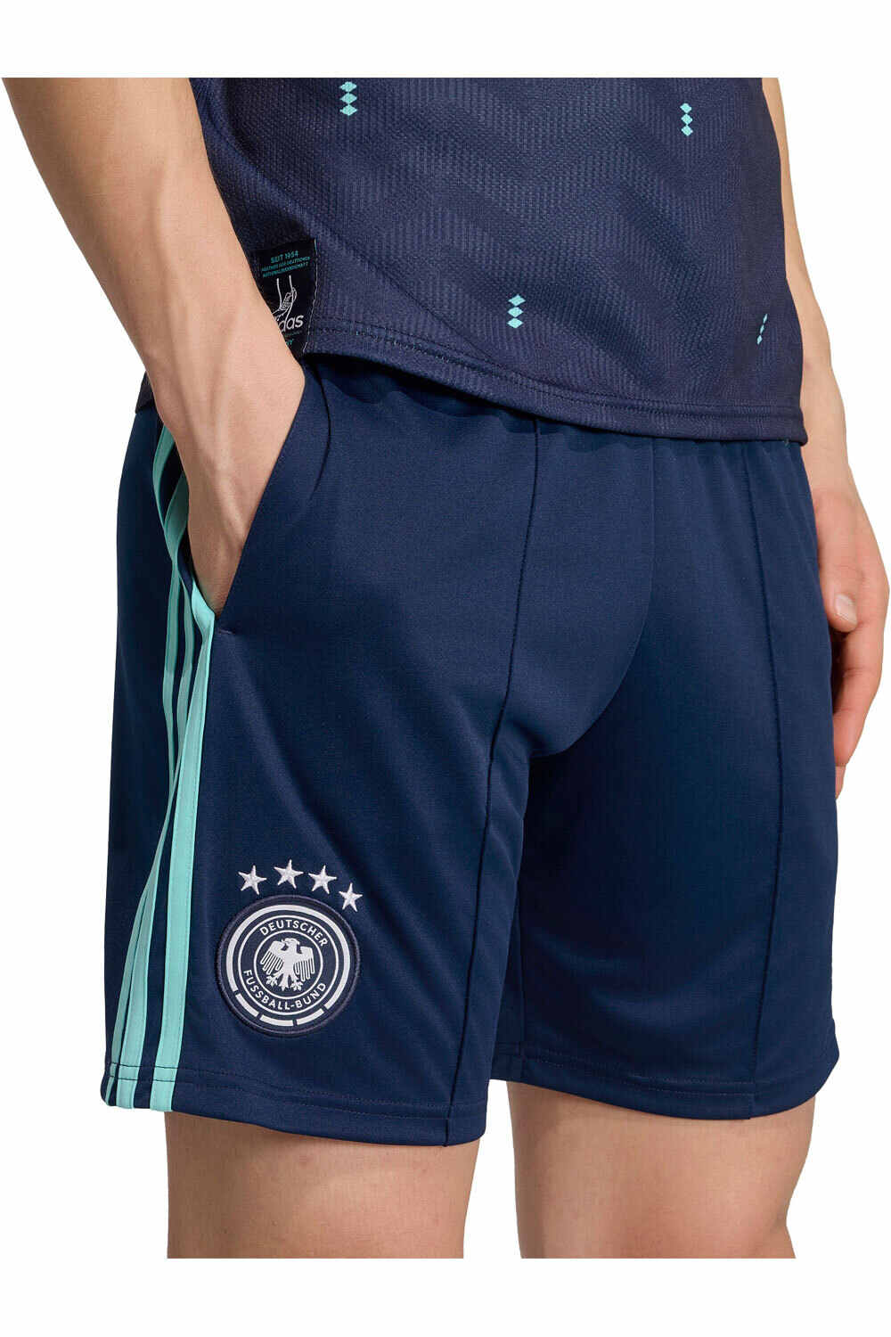 adidas pantalones fútbol oficiales SEGUNDA EQUIPACIN ALEMANIA 26 vista detalle