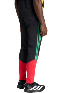 adidas pantalones futbol PRESENTACIN JAMAICA 26 TIRO vista trasera