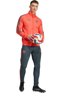 adidas pantalones largos futbol B.MUNICH 26 TK SUIT 03