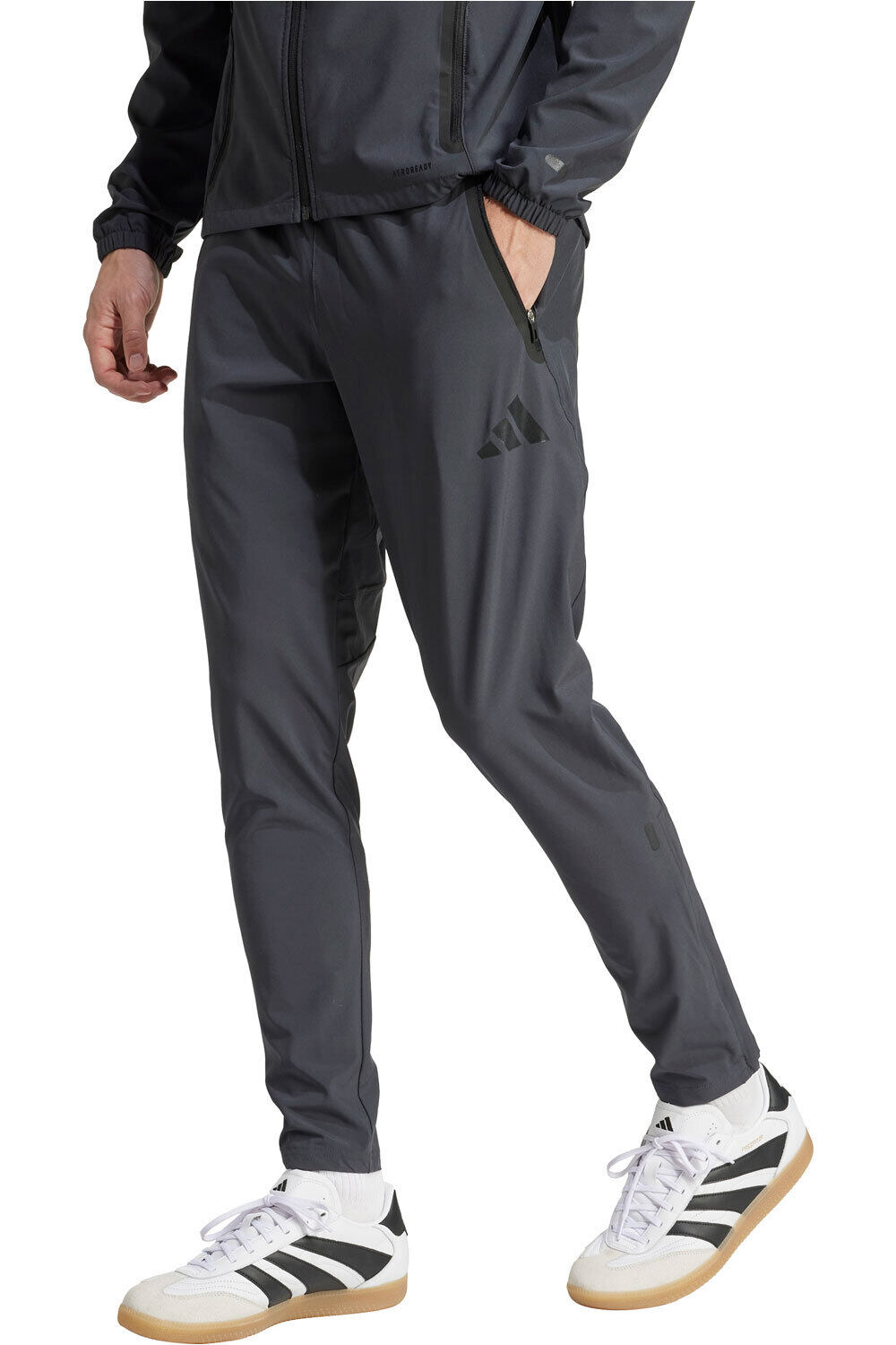 adidas pantalones largos futbol FC BAYERN TIRO25 COMPETITION vista frontal