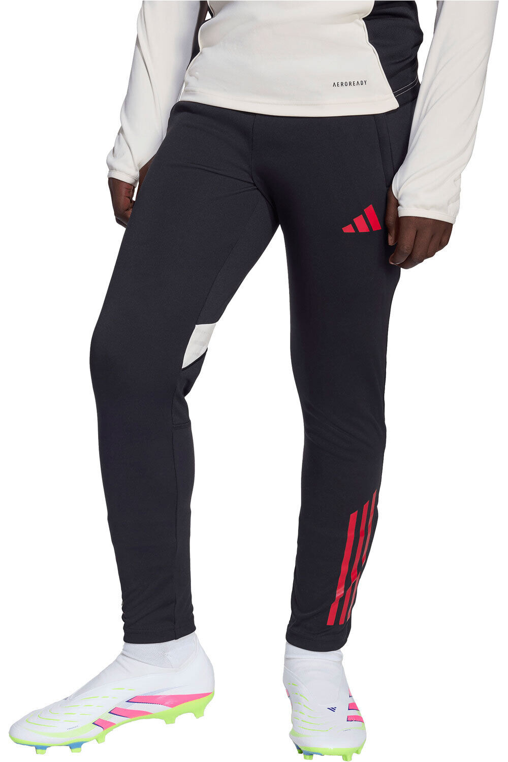 adidas pantalones largos futbol niño LIVERPOOL FC TIRO 25 COMPETITION vista frontal