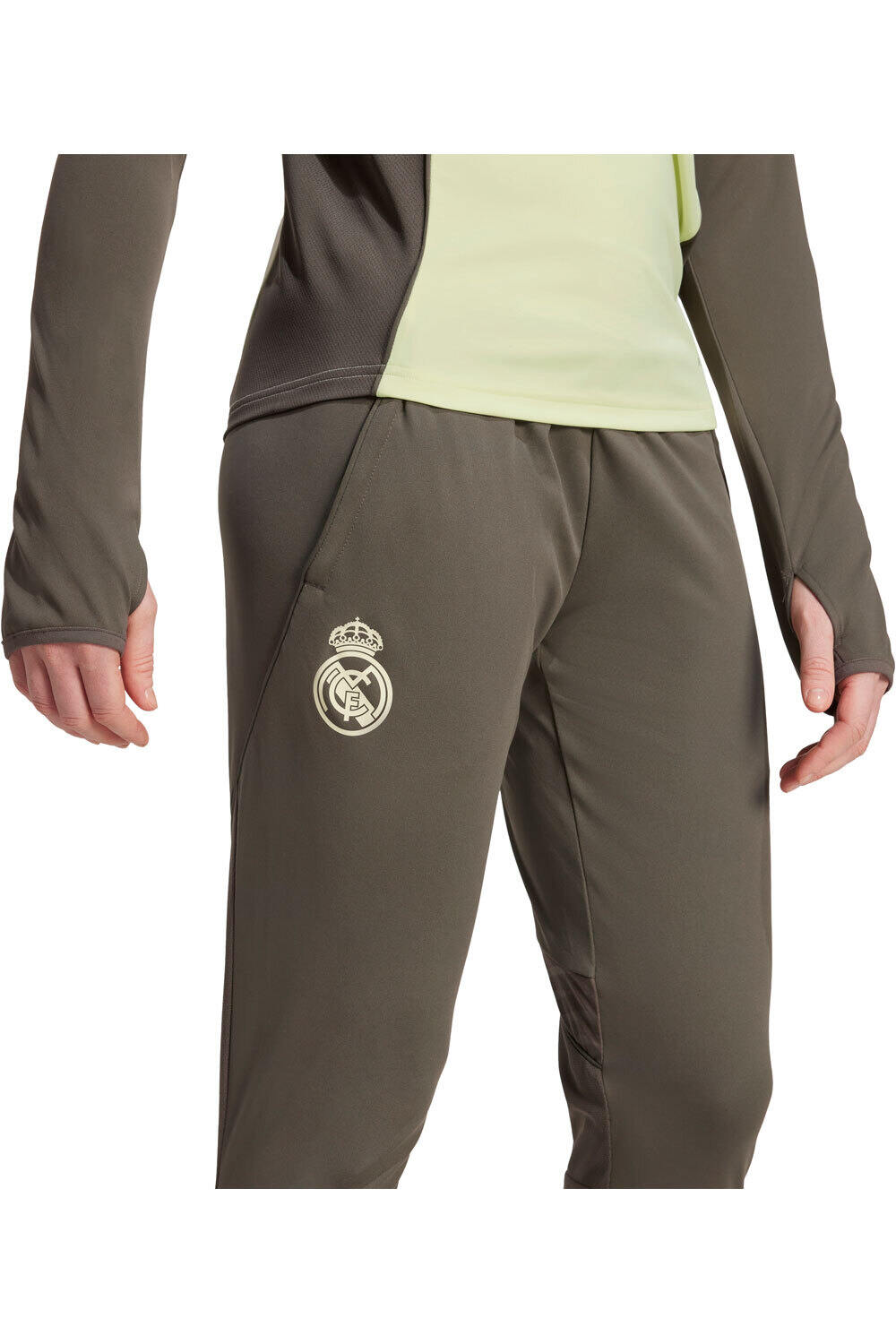 adidas pantalones largos futbol R.MADRID 26 TR PNT W 03