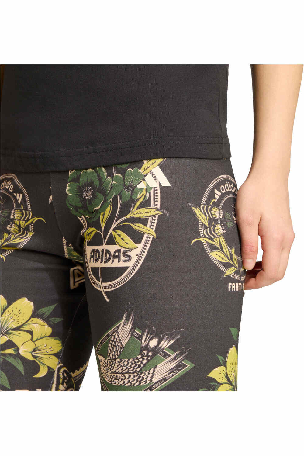 adidas pantalones y mallas cortas fitness mujer FARM BIKE vista detalle