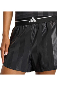 adidas pantalones y mallas cortas fitness mujer HYPERGLAM EMBOSS WOVEN vista detalle