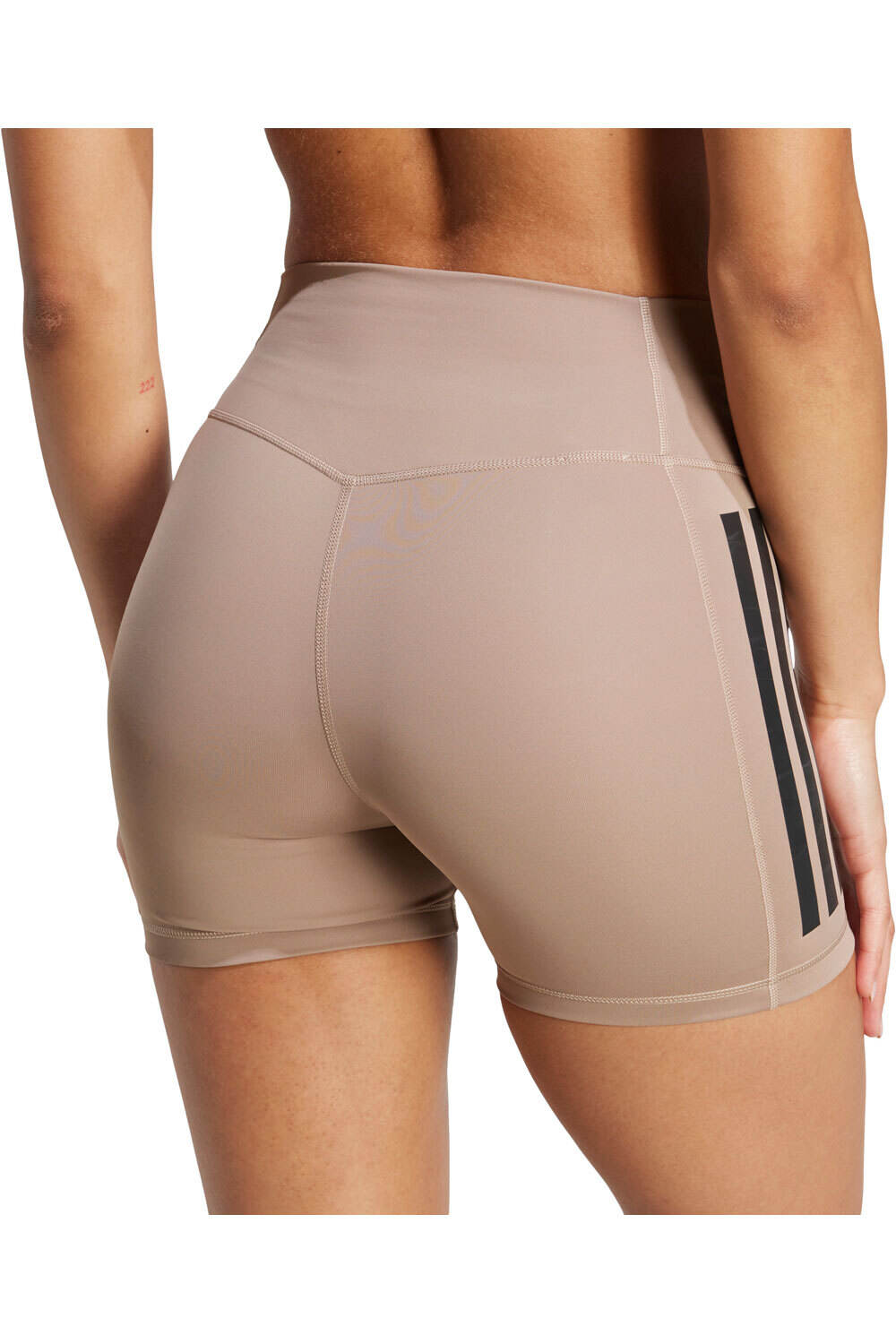 adidas pantalones y mallas cortas fitness mujer OPTIME 3 STRIPES 1/4 vista trasera