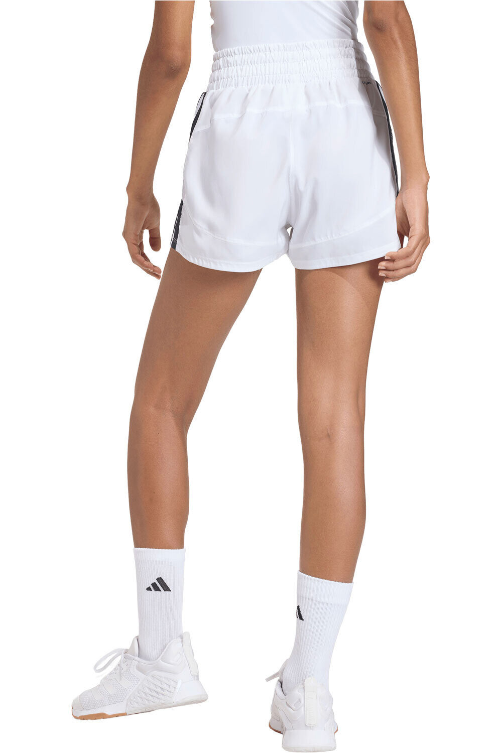 adidas pantalones y mallas cortas fitness mujer PACER vista trasera
