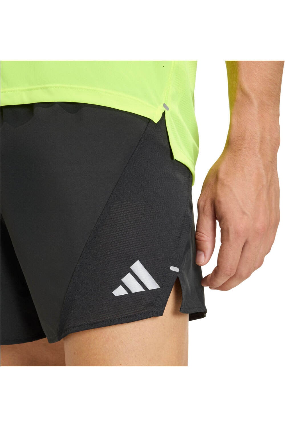 adidas pantaloneta técnica hombre ADI365BREEZE vista detalle
