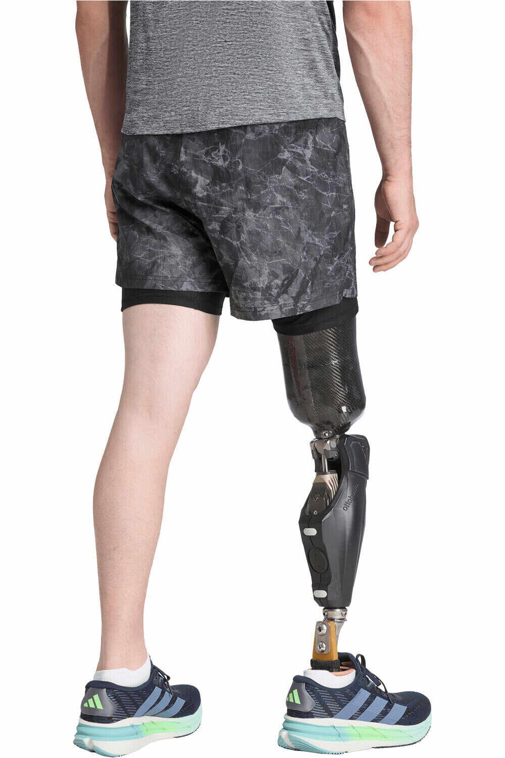 adidas pantaloneta técnica hombre OWN THE RUN SPRAY DYE vista trasera