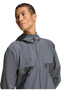 adidas sudadera hombre HOUSE OF TIRO vista detalle