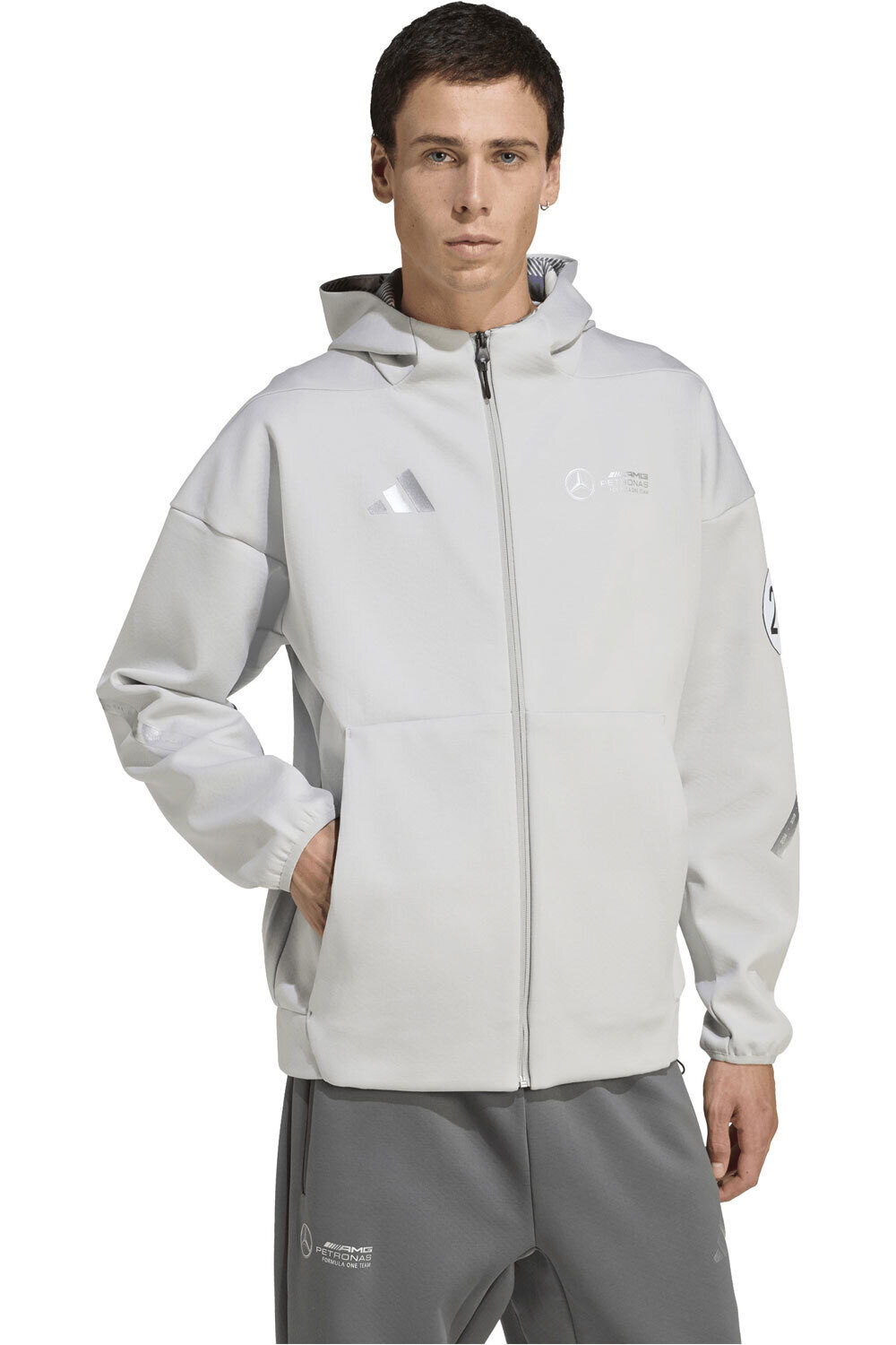 adidas sudadera hombre MERCEDES AMG PETRONAS SILVER ARROWS vista detalle