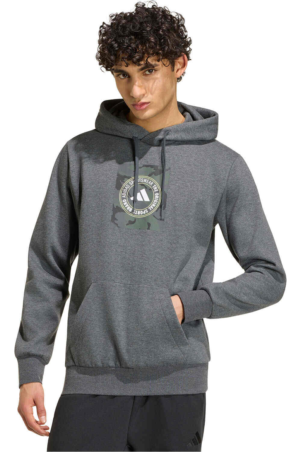adidas sudadera hombre SUDADERA CAPUCHA ESTAMPADO CAMO BOX vista frontal