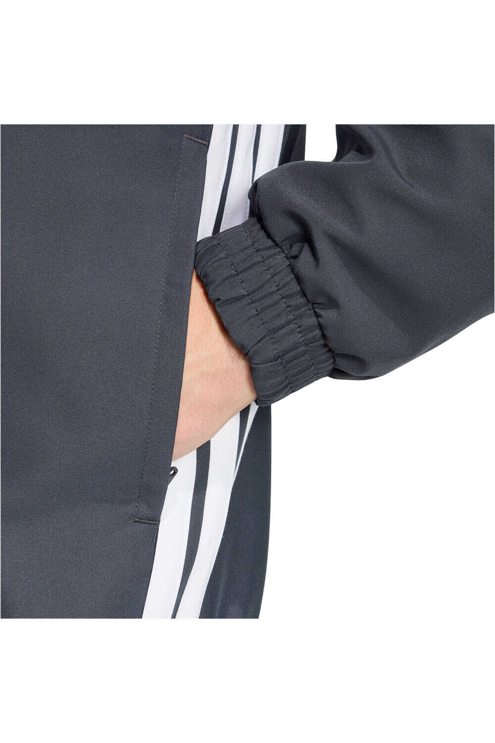 adidas sudadera hombre TIRO 26 ESSENTIALS WOVEN 03
