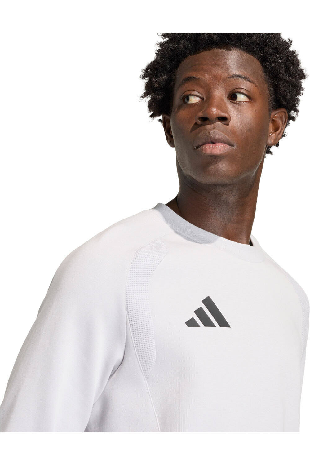 adidas sudadera hombre TIRO TRAVEL vista detalle