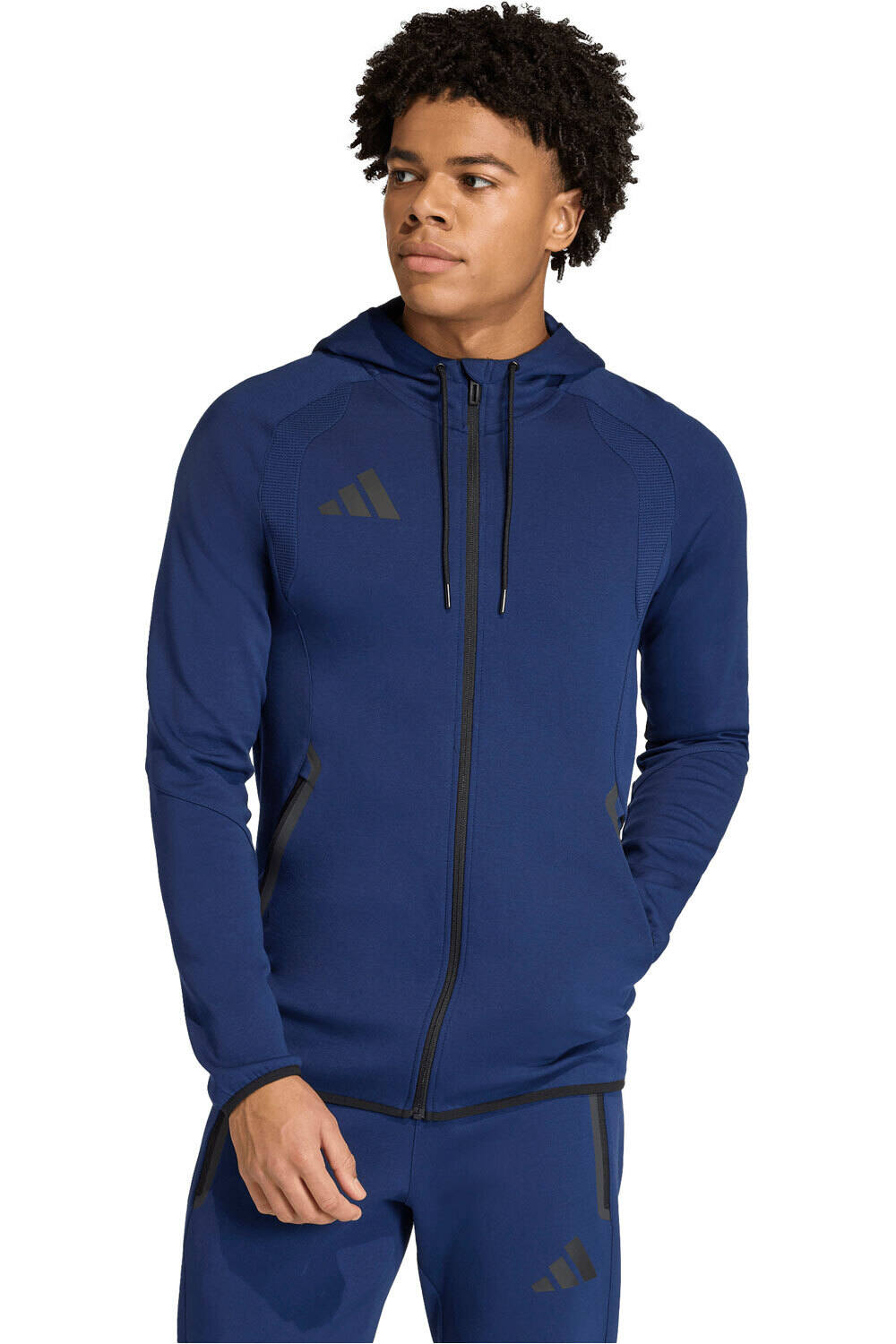 adidas sudadera hombre TIRO TRAVEL vista frontal