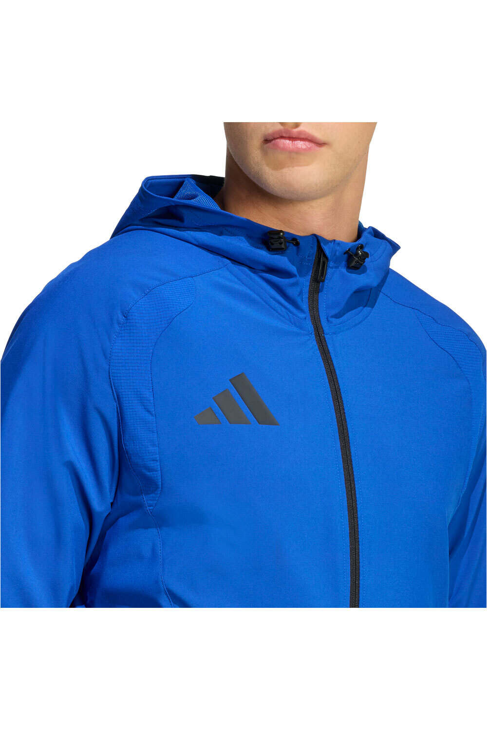 adidas sudadera hombre TIRO TRAVEL WINDBREAKER vista detalle