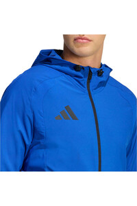 adidas sudadera hombre TIRO TRAVEL WINDBREAKER vista detalle