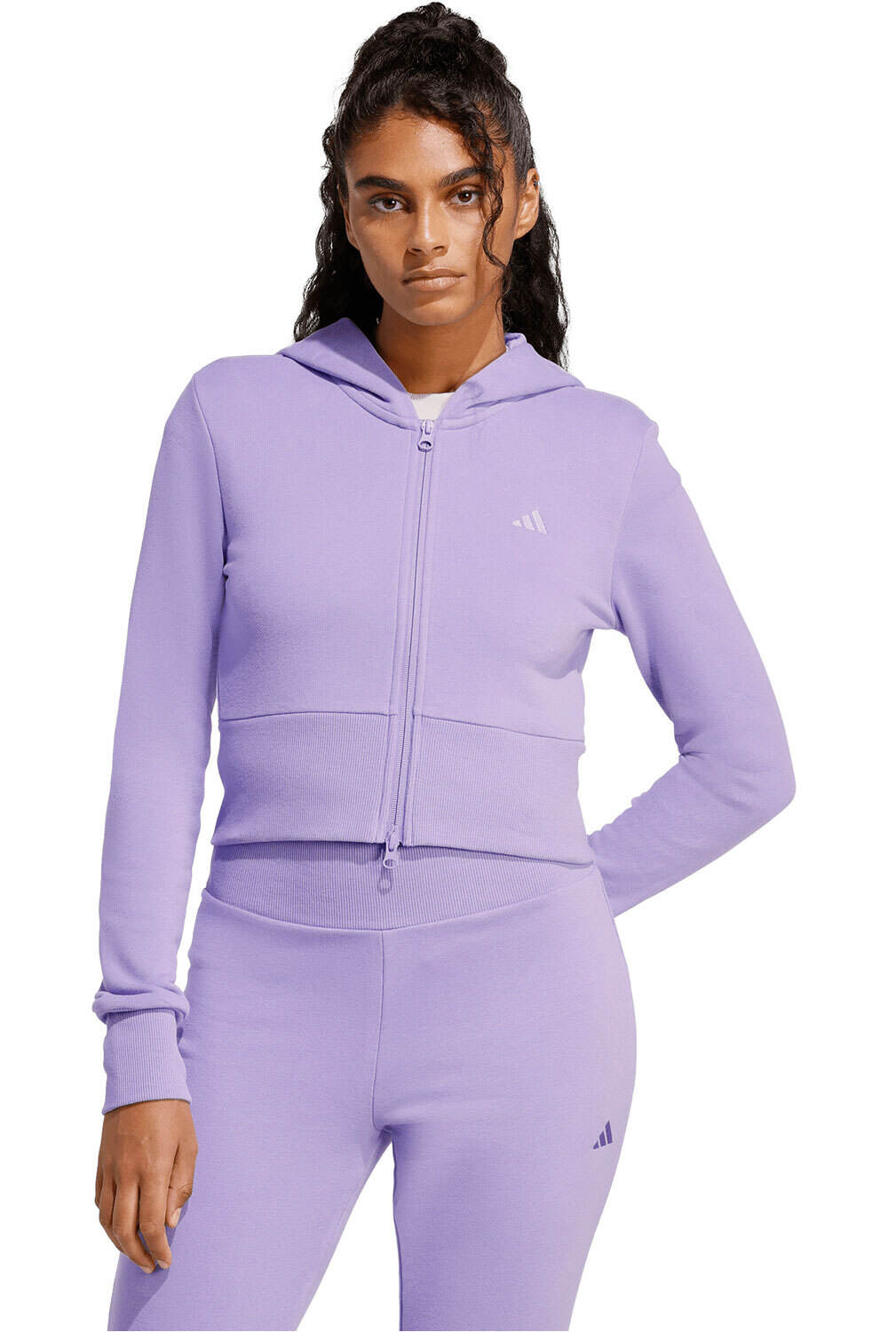 adidas sudadera mujer SEASONAL ESSENTIALS vista frontal