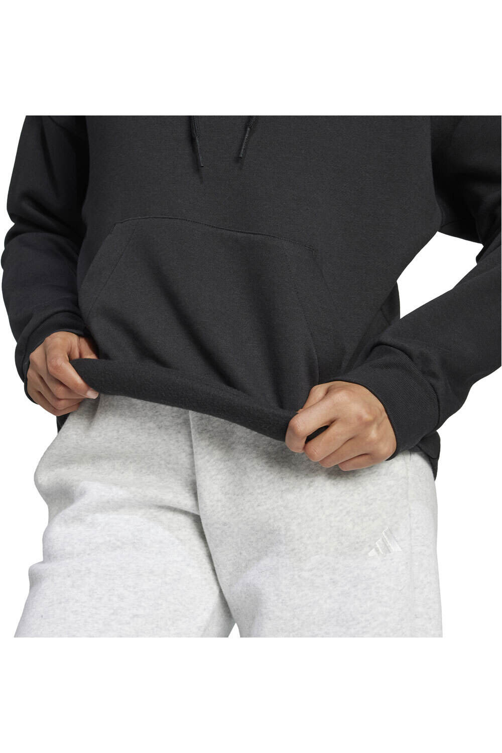 adidas sudadera mujer W LIN FL HD vista detalle